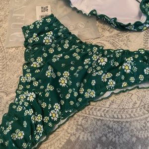 Zaful Daisy bikini -green brand new with tags